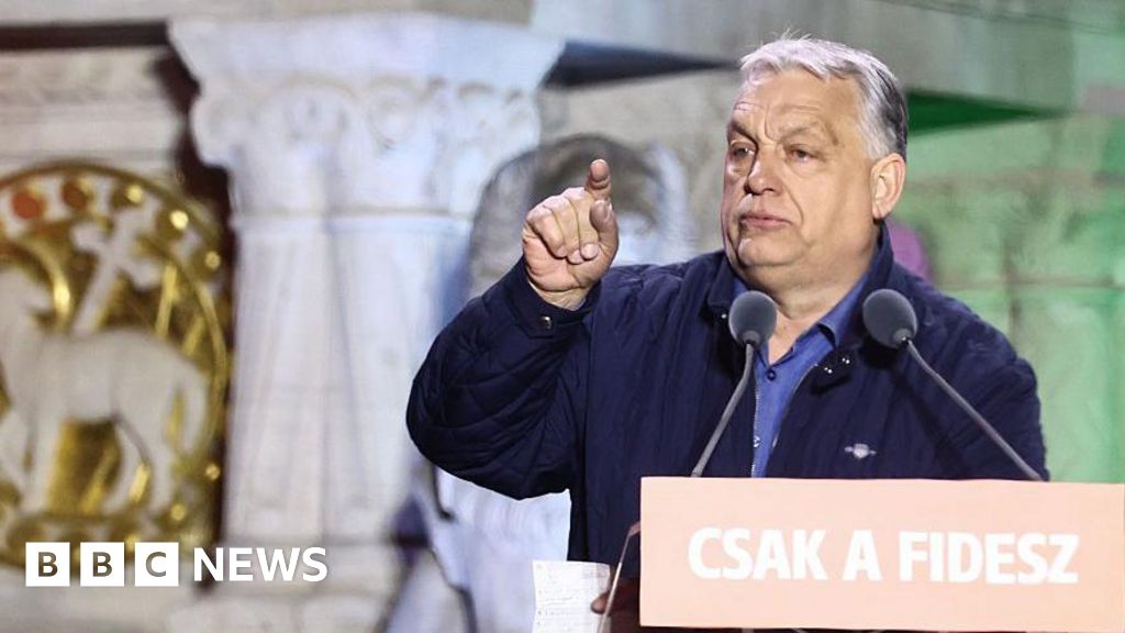 Warga Hongaria memilih dalam pemilihan umum untuk mengakhiri kepemimpinan Orbán